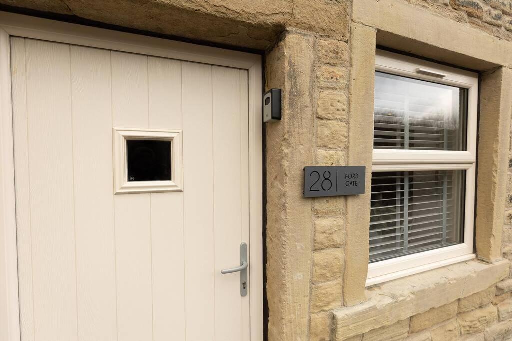 Ford Gate - Modern Luxury Cottage Based In Holmfirth Exteriör bild